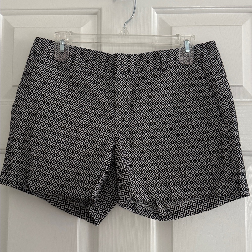 Banana Republic Monochrome Geometric Hampton Shorts